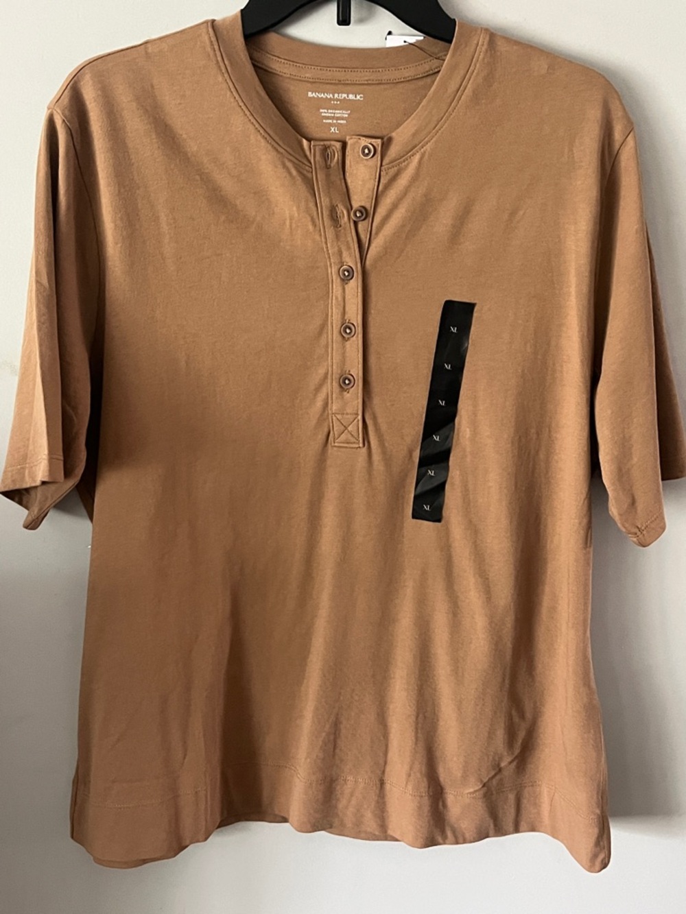 Banana Republic Women’s Tan Brown Henley Short Sleeve Shirt Size XL NWT - Picture 2 of 10